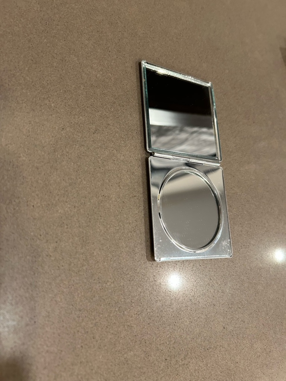 Compact Mirror Butterfly - Picture 5 of 7